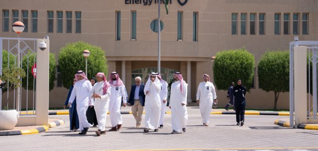 بشروط ميسرة.. معهد الطاقة يعلن عن فرص تدريبية منتهية بالتوظيف لحملة الثانوية فأعلى 1 بشروط بسيطة ومميزات عدة | معهد الطاقة يفتح باب التقديم على برامج تدريبية والتفاصيل…