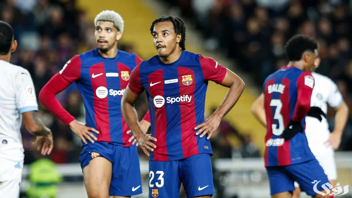 برشلونة يتصدر مرحلة الدوري في دوري أبطال أوروبا