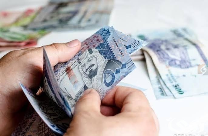 هل قرار تحويل رواتب العمالة المنزلية عبر المحافظ الإلكترونية صحيح؟