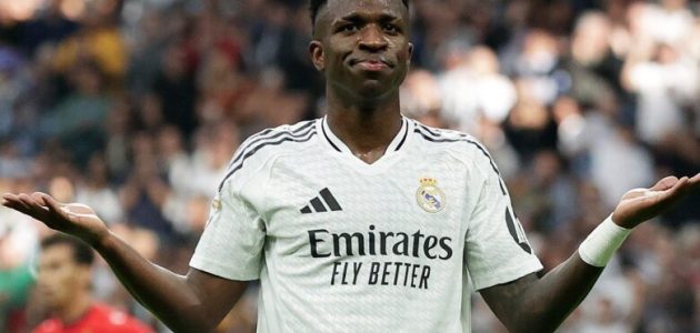 الساعة التي يرتديها فينيسيوس جونيور تبلغ قيمتها 400 ألف يورو 1 رشوة للانضمام إلى دوري روشن ساعة مرصعة بالياقوت الأزرق تعويضًا عن سرقة رودري