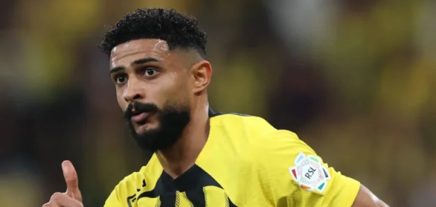 ما هو السبب | العمري يخالف قرار مدرب اتحاد جدة 1 خلاف كبير… العمري يخالف قرار مدرب اتحاد جدة والسبب؟!!