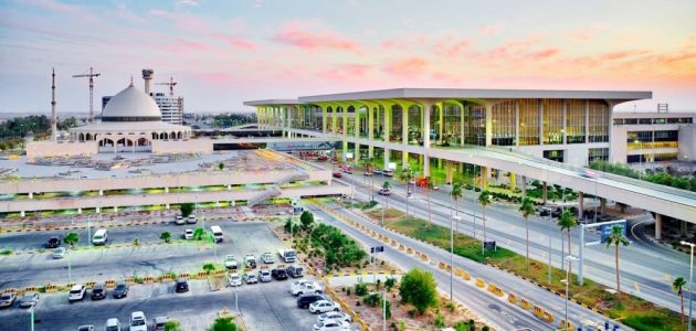 مطار الملك فهد يحقق رقم قياسي جديد 1 رقم قياسي جديد لمطار الملك فهد في 2024 وهذه التفاصيل كاملة