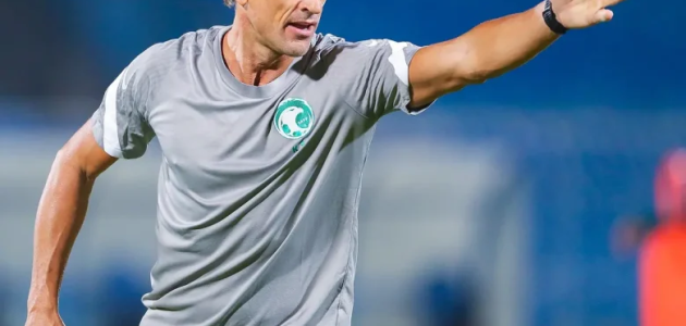 المنتخب السعودي يسعى بشدة لاقتناص لقب كأس الخليج 1 رينارد يرضي الأخضر | البحث عن التتويج الثالث بكأس الخليج