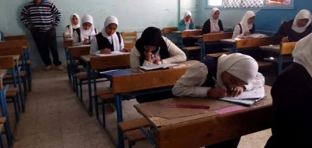جدول امتحانات الصف السادس الابتدائي بالجيزة.. تعرف على المواعيد الكاملة لجميع الإدارات التعليمية! 1 6 ابتدائي.. بالمواعيد جدول امتحانات الصف السادس الابتدائي بالجيزة كافة الإدارات التعليمية