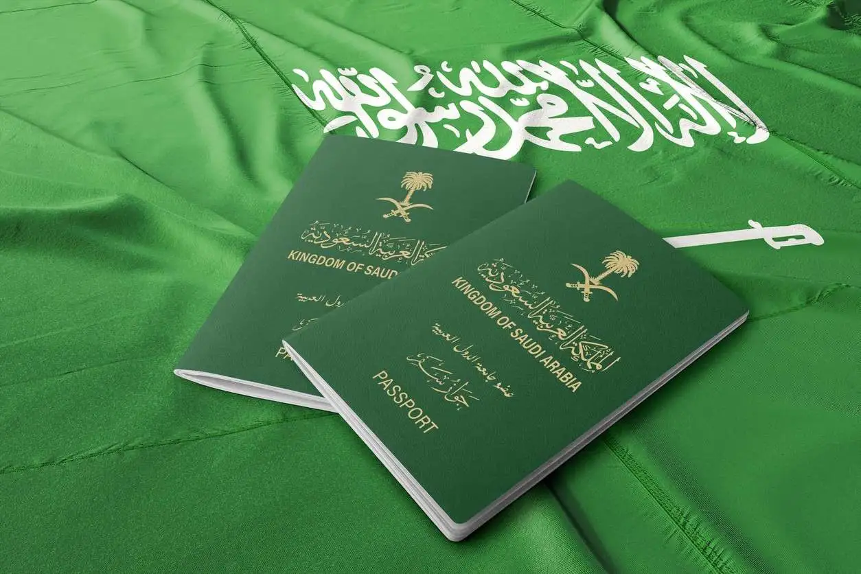 هل يمكن تجديد هوية مقيم وتمديد تأشيرة الخروج والعودة للمقيمين خارج السعودية