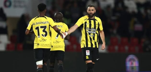 "كارثة للاتحاد": غياب 4 لاعبين أساسيين قبل مواجهة الرائد في دوري روشن! 1 الاتحاد يتلقى ضربة موجعة قبل مباراة الرائد بدوري روشن.. غياب رباعي العميد وموقف كانتي