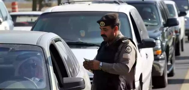"عبر منصة أبشر وبلدي".. تعرف على مخالفات مواقف سياراتك بخطوات بسيطة! 1 “عبر منصة أبشر وبلدي”.. خطوات الاستعلام عن مخالفات مواقف السيارات في السعودية 1446