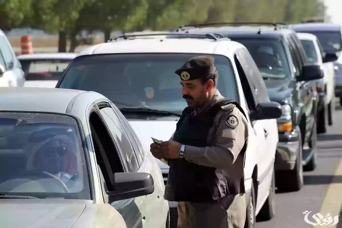 “عبر منصة أبشر وبلدي”.. تعرف على مخالفات مواقف سياراتك بخطوات بسيطة!