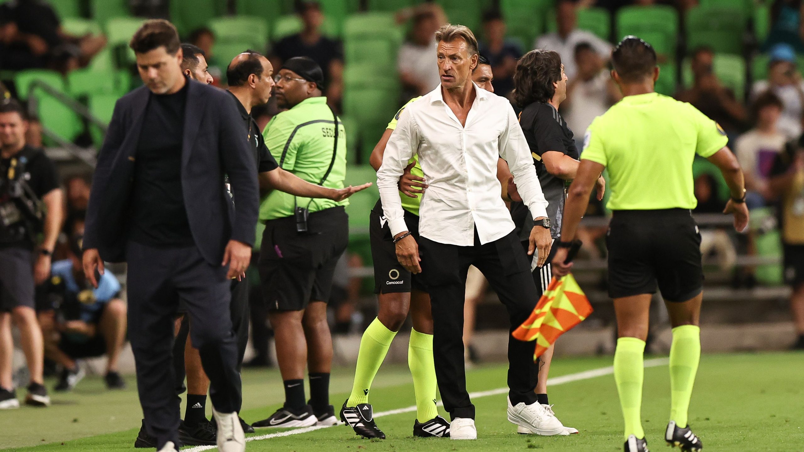 "السعودية تواجه أمريكا: رينارد يكشف عن استراتيجيات جديدة وثغرات كلفت الأخضر غاليًا!"