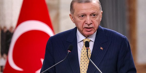 أردوغان يدعو العالم العربي لدعم السعودية في جهودها لإقامة دولة فلسطينية: خطوة تاريخية نحو الوحدة 1 أردوغان يدعو العالم العربي لدعم السعودية في جهودها لإقامة دولة فلسطينية: خطوة تاريخية نحو الوحدة