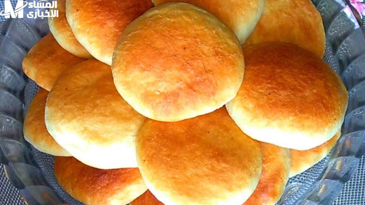 استمتع بطعم الزمن: طريقة تحضير القرص الطرية الفلاحي بالزبادي كما في المخابز 1 استمتع بطعم الزمن: طريقة تحضير القرص الطرية الفلاحي بالزبادي كما في المخابز