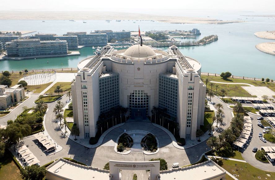 الإمارات تعبر عن تضامنها مع جنوب أفريقيا وتقدم التعازي في ضحايا الفيضانات المدمرة