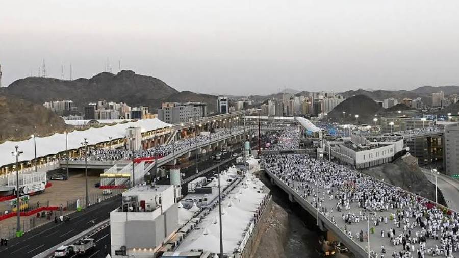 الداخلية السعودية تُعلن نجاح إتمام نقل الحجاج في 'رحلة المشاعر' ضمن موسم الحج 5 الداخلية السعودية تُعلن نجاح إتمام نقل الحجاج في ‘رحلة المشاعر’ ضمن موسم الحج