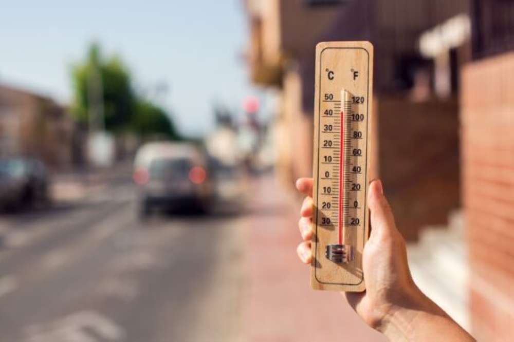 الدمام تسجل أعلى درجة حرارة في السعودية: 47 مئوية تُثير القلق بين المواطنين 5 الدمام تسجل أعلى درجة حرارة في السعودية: 47 مئوية تُثير القلق بين المواطنين