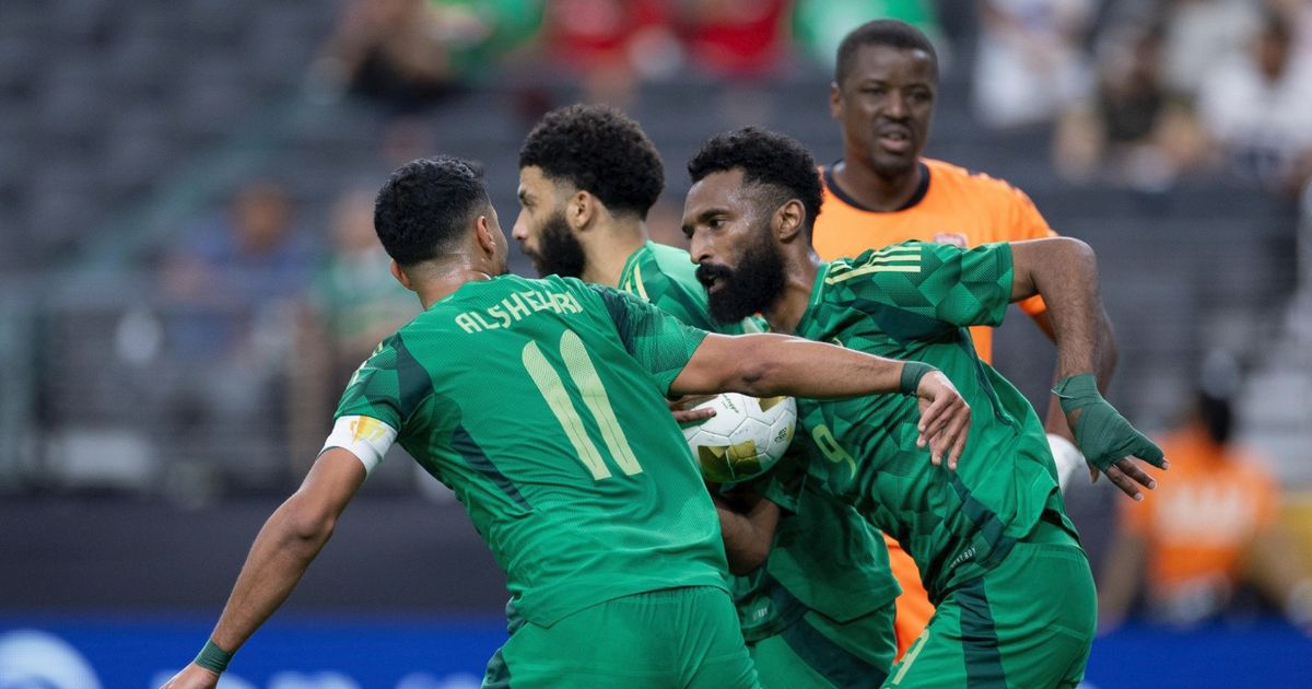 السعودية تتأهل إلى ربع نهائي الكأس الذهبية برفقة الولايات المتحدة: لحظة تاريخية في عالم كرة القدم!