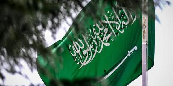 السعودية تطالب بحل سياسي عاجل بعد الهجمات على المنشآت النووية الإيرانية: هل تلوح في الأفق أزمة جديدة؟ 1 السعودية تطالب بحل سياسي عاجل بعد الهجمات على المنشآت النووية الإيرانية: هل تلوح في الأفق أزمة جديدة؟