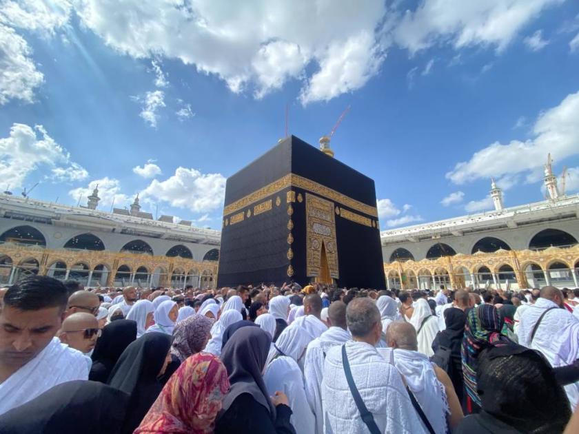 السعودية تعلن بدء موسم العمرة 1447هـ: فتح باب التأشيرات وتصاريح العمرة للمسلمين حول العالم 1 السعودية تعلن بدء موسم العمرة 1447هـ: فتح باب التأشيرات وتصاريح العمرة للمسلمين حول العالم