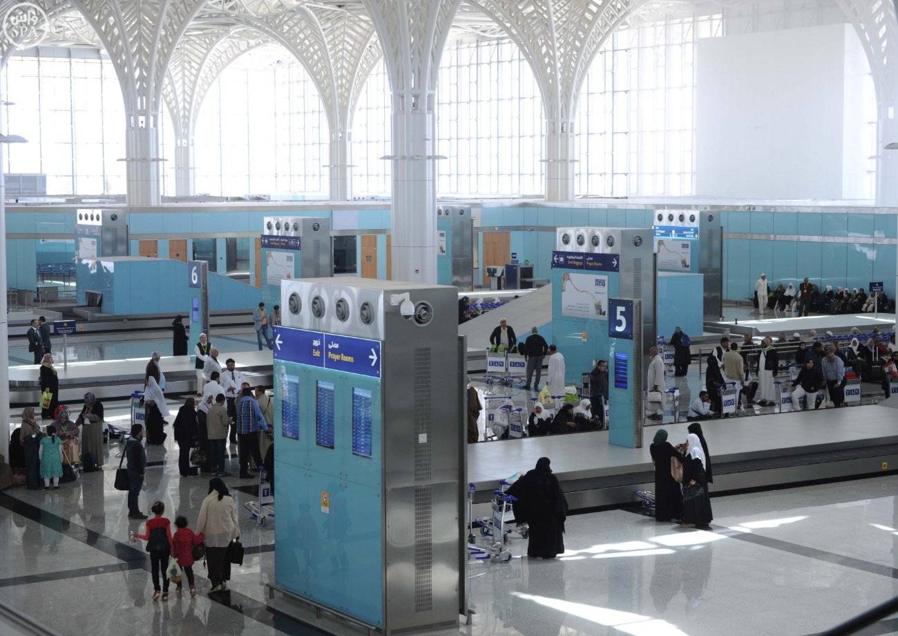 السعودية تمنح زوارها فرصة ذهبية: تمديد تأشيرات الزيارة المنتهية لمدة 30 يومًا للمغادرة النهائية!