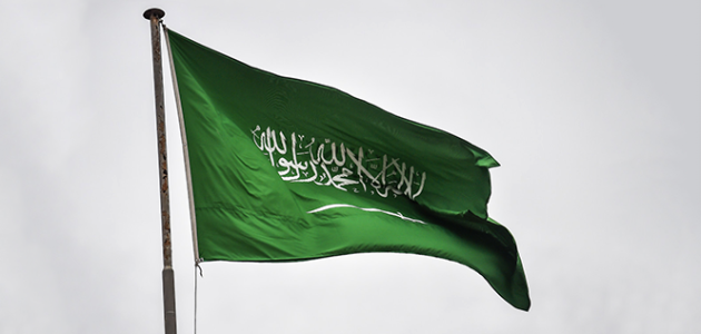 <p><strong>السعودية تندد بالهجوم الإيراني على قطر وتؤكد وقوفها التام مع الدوحة في مواجهة التحديات</strong></p> 1 السعودية تندد بالهجوم الإيراني على قطر وتؤكد وقوفها التام مع الدوحة في مواجهة التحديات