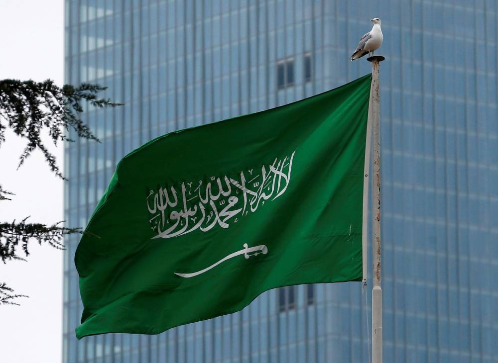 السعودية تُدين الهجمات الإيرانية على قطر: تصعيد خطير في المنطقة