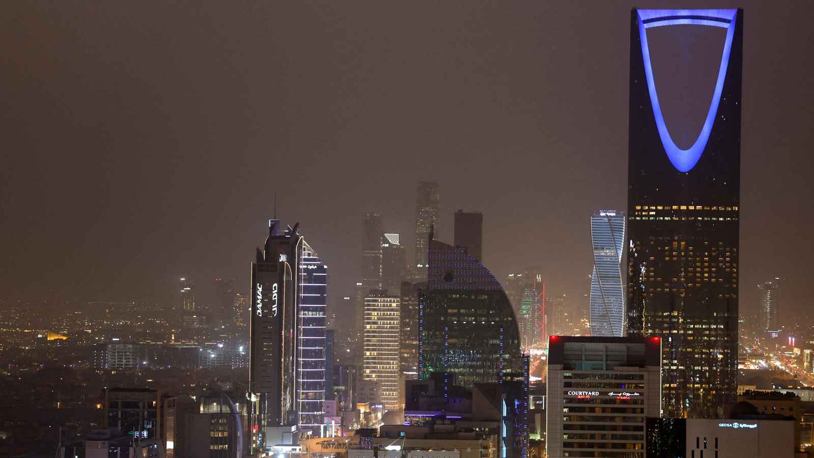 السعودية تُعلن عن ضوابط جديدة لتنظيم الأنشطة الصناعية خارج المواقع المخصصة: خطوات جريئة نحو تطوير الاقتصاد