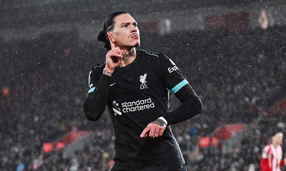 تقرير: داروين نونيز يفتح باب الانتقال إلى الهلال السعودي