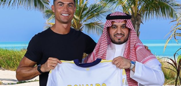 رونالدو يكشف أسرار إخفاقات النصر ويشرح سبب تجديد عقده في تصريح حصري! 1 رونالدو يكشف أسرار إخفاقات النصر ويشرح سبب تجديد عقده في تصريح حصري!