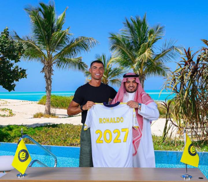رونالدو يوجه رسالة ملهمة لجماهير النصر السعودي: لنصنع التاريخ معًا!