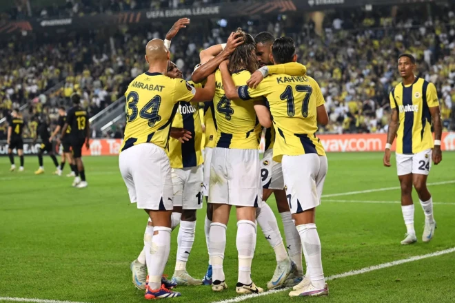 صفقة مثيرة: نجم فنربخشة يقترب من الانتقال إلى الدوري السعودي!