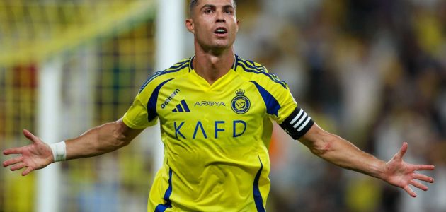عقد رونالدو الفخم مع النصر: مكافآت مغرية للأهداف والتمريرات الحاسمة وطاقم خاص! 1 عقد رونالدو الفخم مع النصر: مكافآت مغرية للأهداف والتمريرات الحاسمة وطاقم خاص!