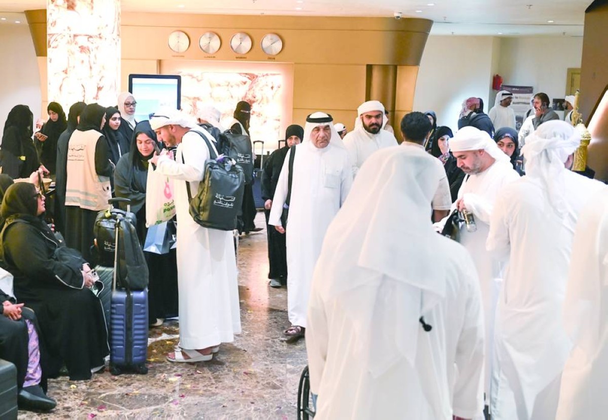 عودة حجاج الإمارات إلى الوطن: لحظات مؤثرة وتفاصيل الرحلة بعد أداء المناسك 5 عودة حجاج الإمارات إلى الوطن: لحظات مؤثرة وتفاصيل الرحلة بعد أداء المناسك