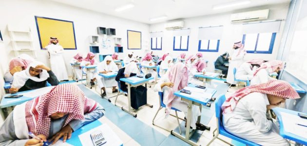 <p><strong>فرصة ذهبية لخريجي الثانوية: فتح باب التقديم للابتعاث لدراسة الطب في البحرين!</strong></p> 1 فرصة ذهبية لخريجي الثانوية: فتح باب التقديم للابتعاث لدراسة الطب في البحرين!