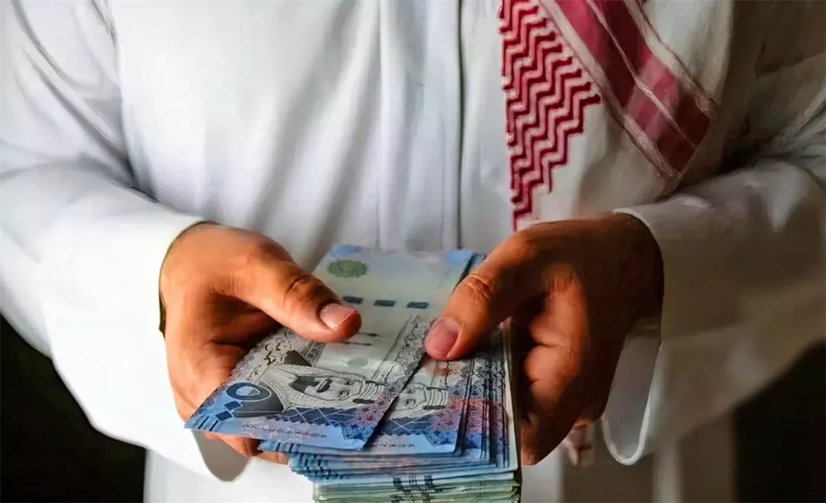 موعد صرف رواتب المتقاعدين في السعودية: استعدوا لزيادة مالية مفرحة! 5 موعد صرف رواتب المتقاعدين في السعودية: استعدوا لزيادة مالية مفرحة!