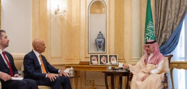 <p><strong>وزير خارجية السعودية يتباحث مع المبعوث الأمريكي حول دعم سوريا: خطوات جديدة نحو الاستقرار الاقتصادي والأمني</strong></p> 1 وزير خارجية السعودية يتباحث مع المبعوث الأمريكي حول دعم سوريا: خطوات جديدة نحو الاستقرار الاقتصادي والأمني