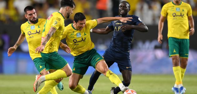 أبو الشامات يغيب عن معسكر الخليج ويزيد من اهتمام الأهلي بصفقاته المقبلة 1 أبو الشامات يغيب عن معسكر الخليج ويزيد من اهتمام الأهلي بصفقاته المقبلة
