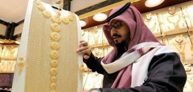 أسعار الذهب في السعودية تسجل انخفاضاً طفيفاً اليوم الإثنين 28 يوليو 2025 1 أسعار الذهب في السعودية تسجل انخفاضاً طفيفاً اليوم الإثنين 28 يوليو 2025