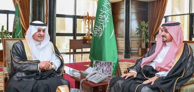 أمير تبوك يسلط الضوء على مشاريع شركة الاتصالات السعودية والمبادرات الجديدة في المنطقة 1 أمير تبوك يسلط الضوء على مشاريع شركة الاتصالات السعودية والمبادرات الجديدة في المنطقة
