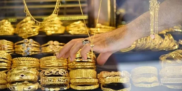 ارتفاع أسعار الذهب في السعودية: تفاصيل حصرية ليوم الثلاثاء 1 يوليو 2025! 1 ارتفاع أسعار الذهب في السعودية: تفاصيل حصرية ليوم الثلاثاء 1 يوليو 2025!