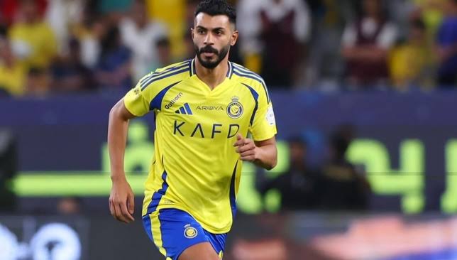 استبعاد آل فتيل من معسكر النصر في النمسا يكشف تفاصيل مثيرة حول مستقبل اللاعب في الفريق 1 استبعاد آل فتيل من معسكر النصر في النمسا يكشف تفاصيل مثيرة حول مستقبل اللاعب في الفريق