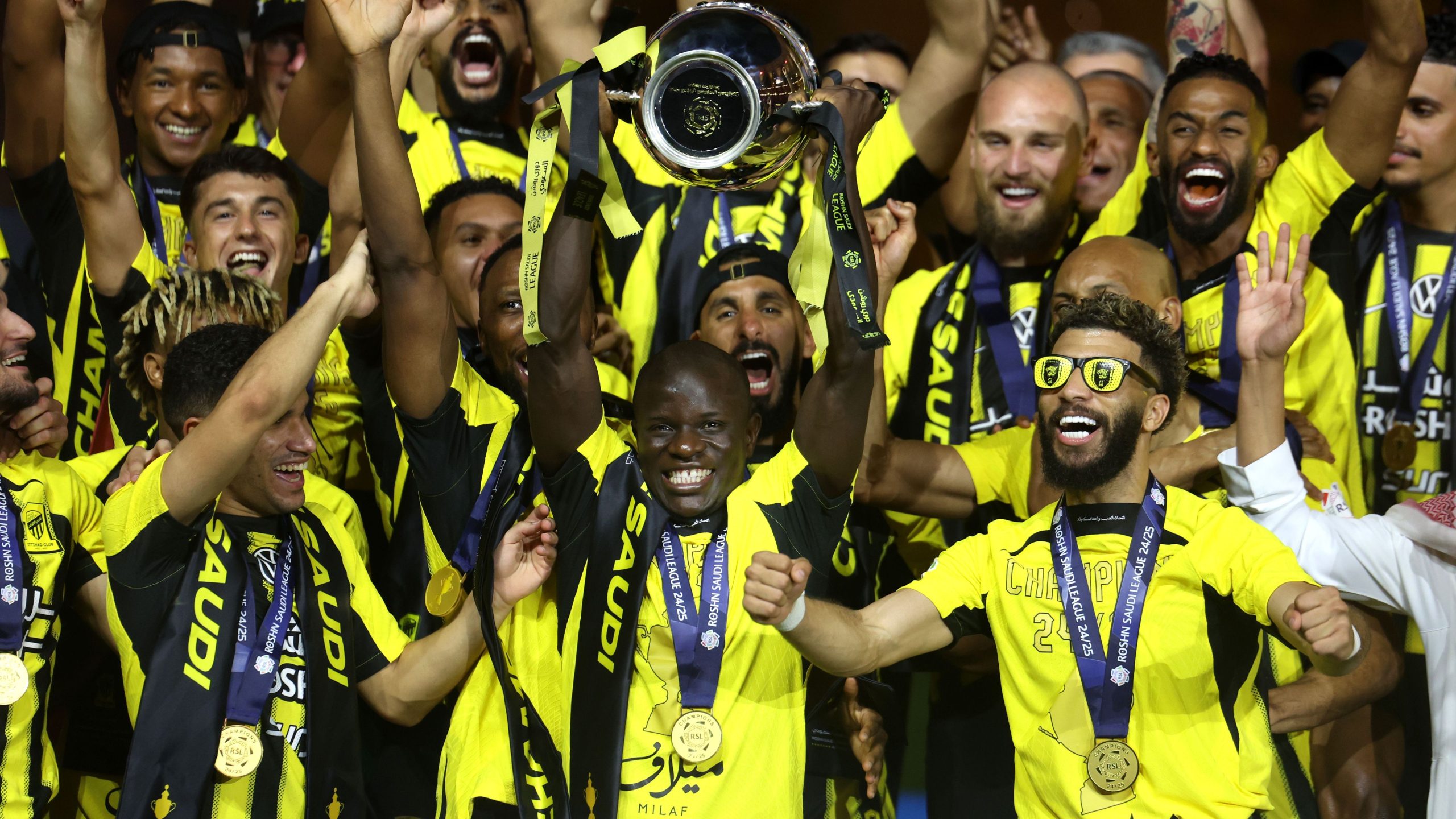 اكتشف تفاصيل معسكر ومباريات الاتحاد التحضيرية للموسم الجديد 2025-2026: استعدادات مثيرة تنتظر الجماهير!