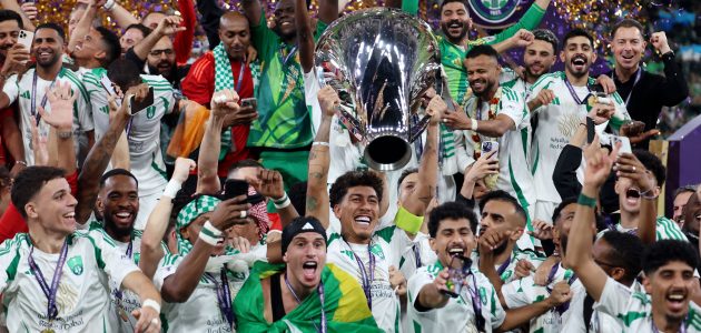 الأهلي السعودي يكشف عن تفاصيل معسكره ومبارياته التحضيرية للموسم الجديد 2025-2026: استعدادات مثيرة تنتظر الجماهير! 1 الأهلي السعودي يكشف عن تفاصيل معسكره ومبارياته التحضيرية للموسم الجديد 2025-2026: استعدادات مثيرة تنتظر الجماهير!