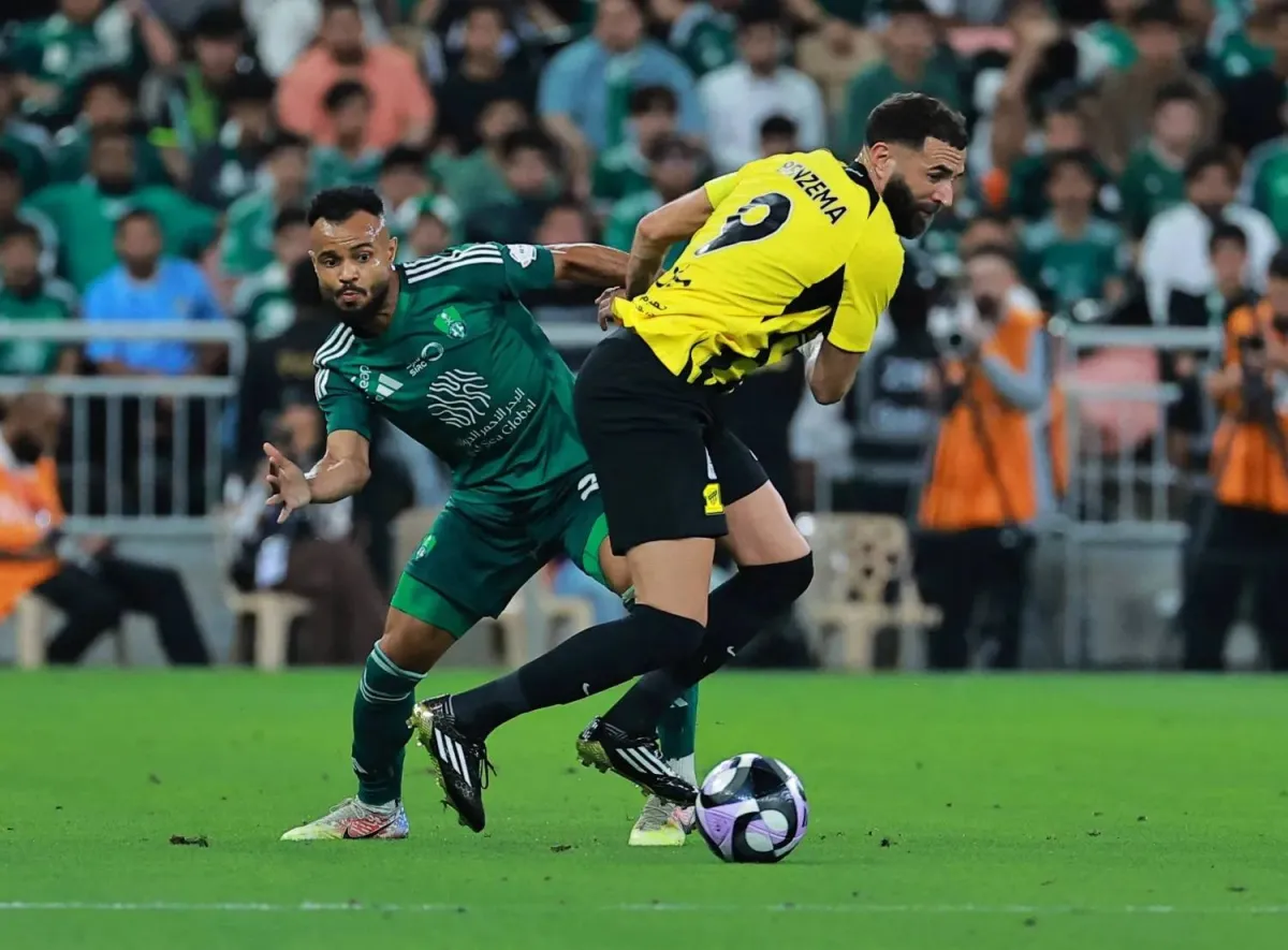 الأهلي يعلن تجديد عقد مجرشي ويعزز موقفه في سوق الانتقالات أمام المنافسين