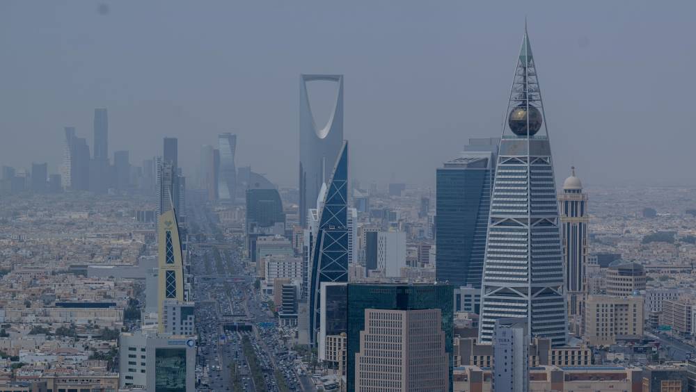 الإيرادات غير النفطية في السعودية تسجل ارتفاعًا بنسبة 6.6% لتصل إلى 149.9 مليار ريال خلال الربع الثاني من العام