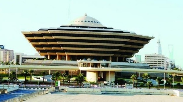 الداخلية السعودية تؤكد سرية بلاغات المواطنين والمقيمين وعدم تحملهم أي مسؤولية قانونية عند الإبلاغ