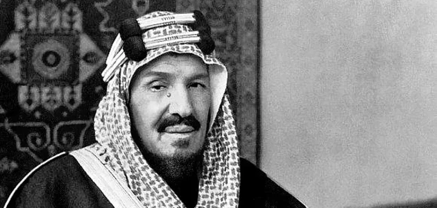 <p><strong>"الدارة" تكشف وثائق نادرة من أرشيفات عالمية توثق محطات حكم الملك عبدالعزيز وتطور الدولة السعودية</strong></p> 1 "الدارة" تكشف وثائق نادرة من أرشيفات عالمية توثق محطات حكم الملك عبدالعزيز وتطور الدولة السعودية