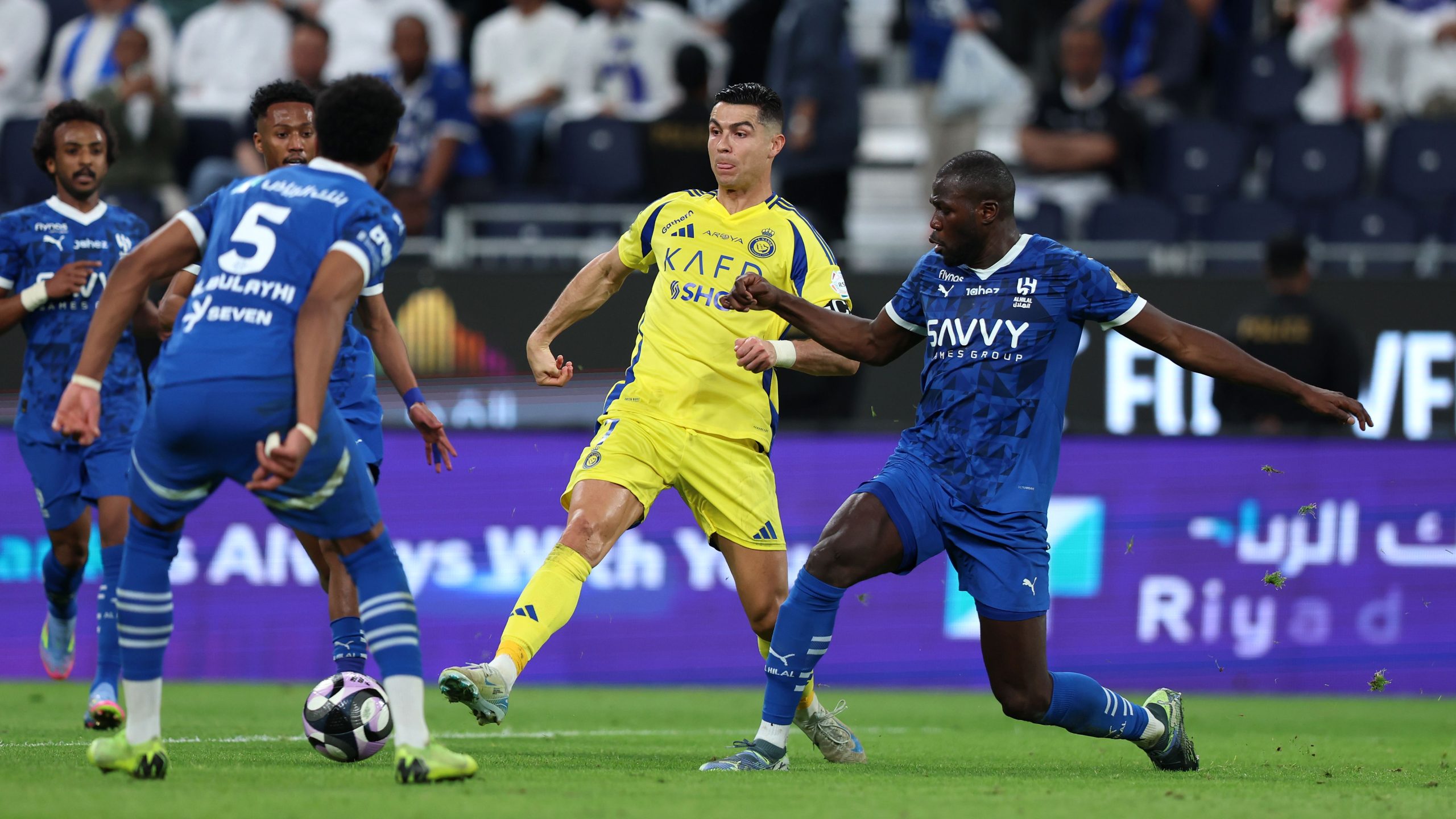 الدوري السعودي يعود إلى نظام الجدولة التقليدي مع تأثيرات ملحوظة على مباريات الديربي
