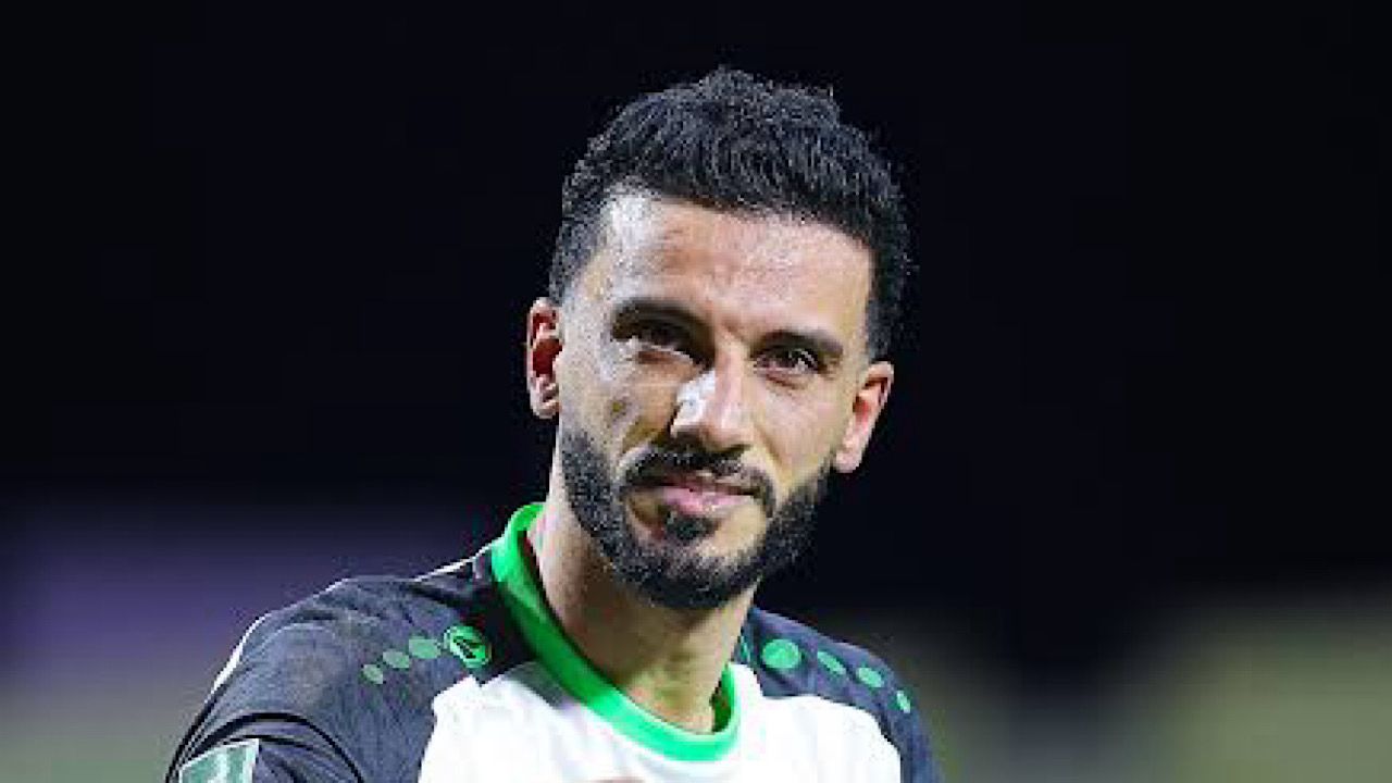 السومة يغيب عن قائمة الفتح في مواجهة حاسمة بالدوري السعودي
