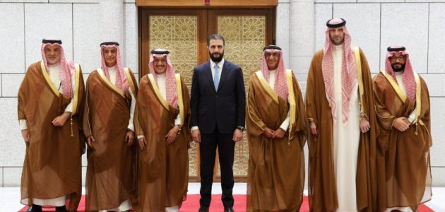 الشرع يستقبل وفدًا من رجال الأعمال السعوديين لتعزيز التعاون الاقتصادي بين البلدين 1 الشرع يستقبل وفدًا من رجال الأعمال السعوديين لتعزيز التعاون الاقتصادي بين البلدين