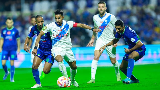 الفتح يسعى للتعاقد مع مهاجم الهلال في صفقة مثيرة