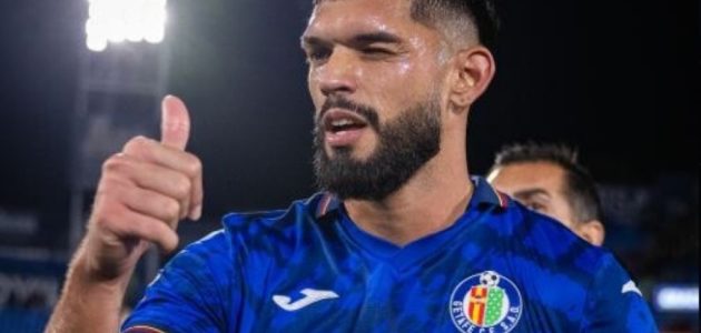 النصر يبدأ مفاوضات جادة للتعاقد مع المدافع عمر الدريتي من خيتافي الإسباني 1 النصر يبدأ مفاوضات جادة للتعاقد مع المدافع عمر الدريتي من خيتافي الإسباني